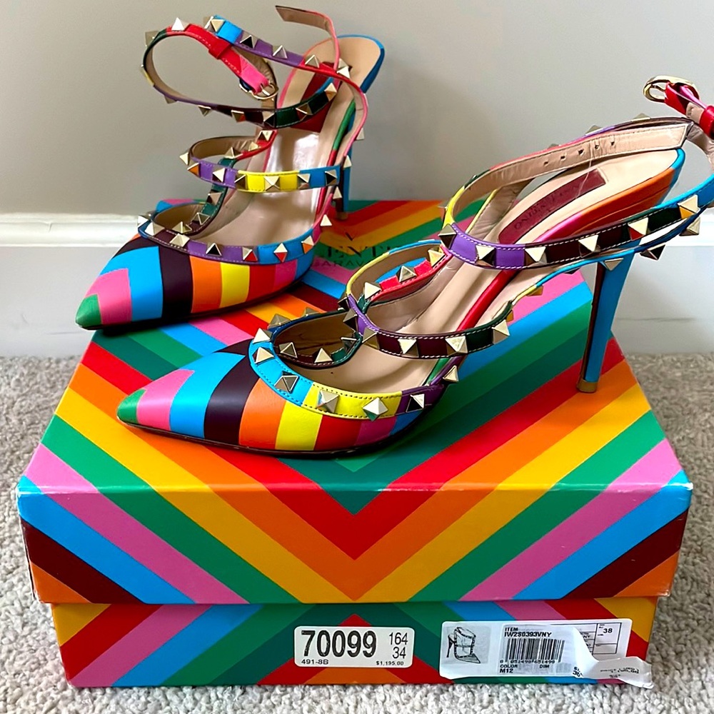 Valentino Garavani size 38 multicolored heels